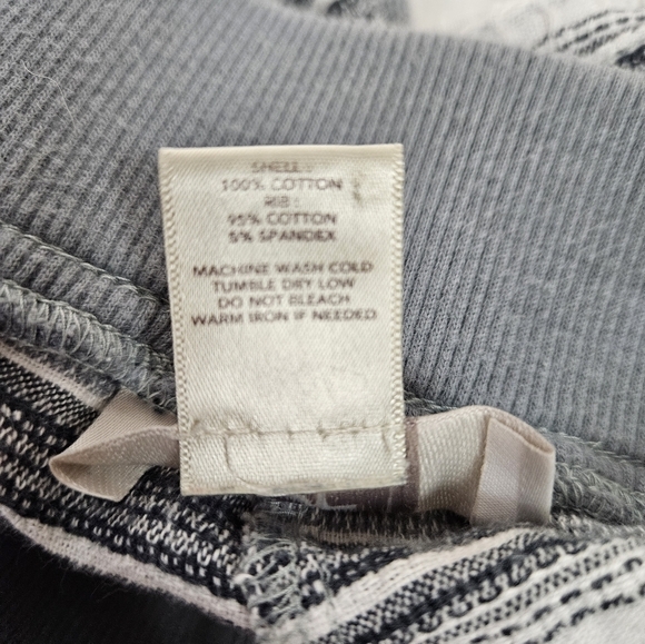 LOFT Gray & White Striped Shorts 3" Inseam Size 6 Women's - Picture 8 of 11